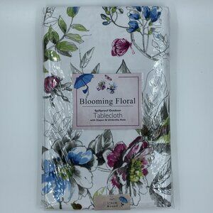 Blooming Floral Tablecloth 70" Round